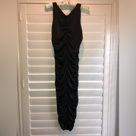 BLACK BODY CON RUCHED DRESS NEW SZ S, M 🔥 - Picture 11 of 11